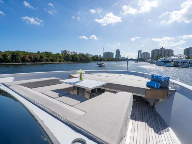 Huur Jacht met of zonder schipper San Lorenzo in Bahama's
