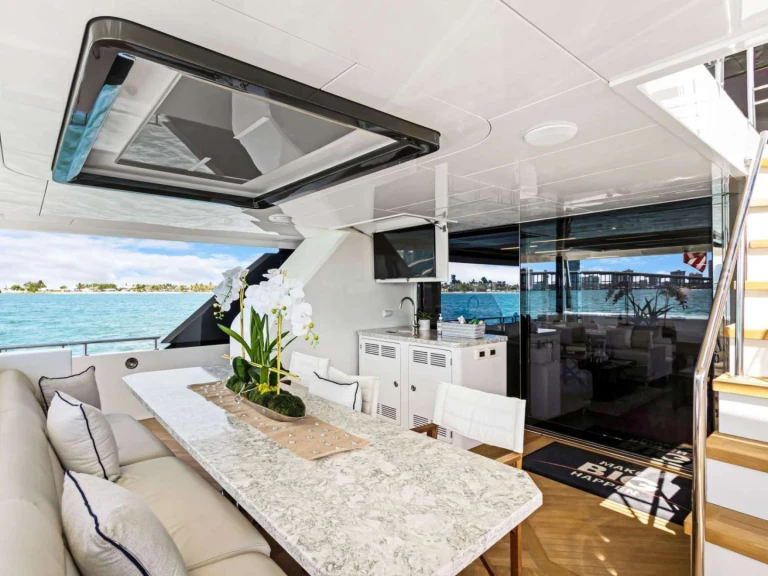 Verhuur Jacht Ocean alexander met vaarbewijs