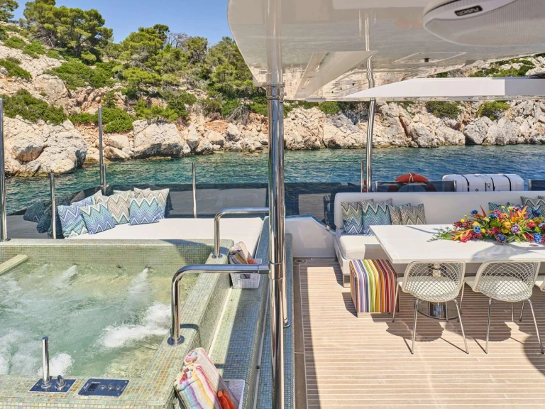 Huur een Benetti GALA I in Athene