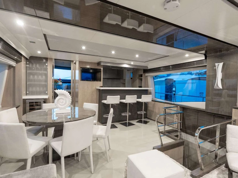 Bootverhuur Azimut Satisfaction in Bahama's via SamBoat