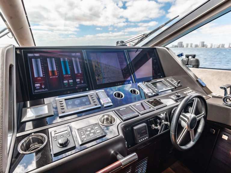 Jachthuur in Boston - Sunseeker GOLDEN OURS via SamBoat
