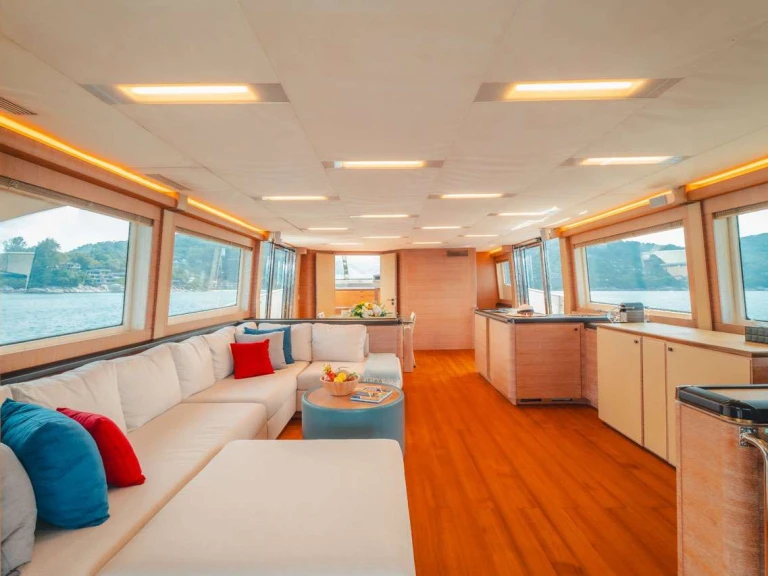 Huur een MonteCarloYachts BAYC Asia in Phuket