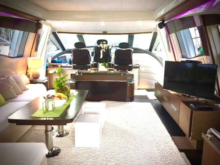 Huur een Azimut Panthera in Miami Beach