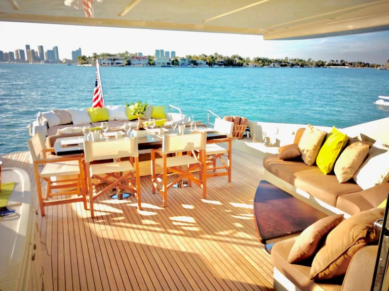Bootverhuur Miami Beach goedkoop Panthera