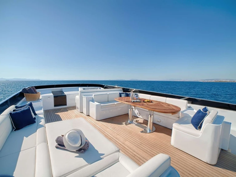Huur een Admiral - It ZOI in Athene