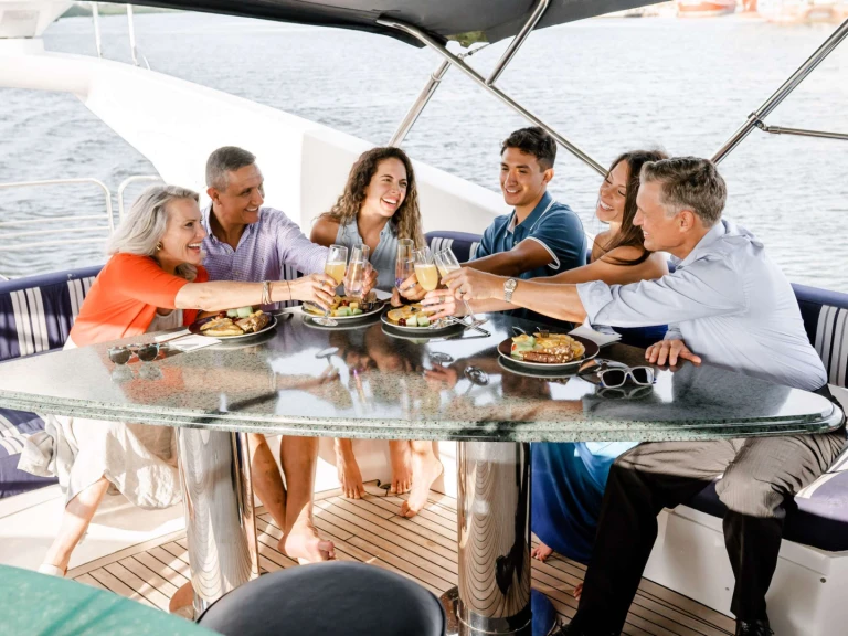 Sunseeker Vanguard te huur van particulier of professional in Florida