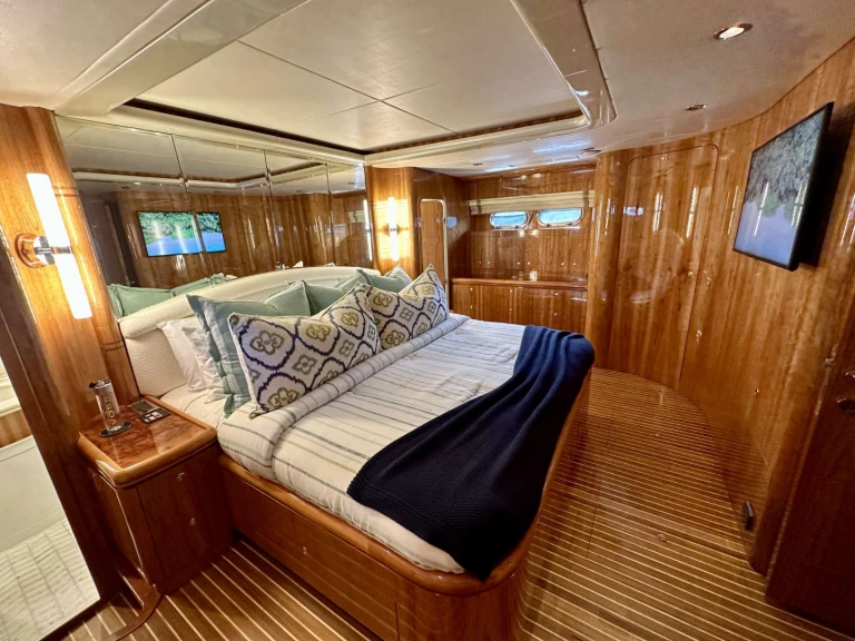 Jacht te huur in Saint Thomas Island voor de beste prijs