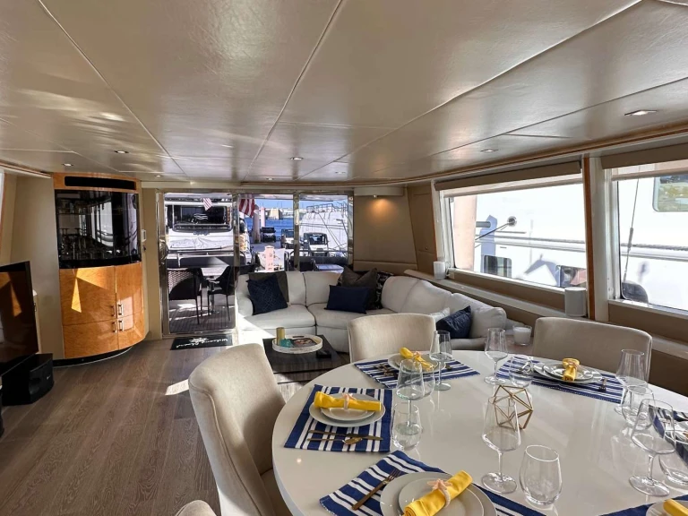 Bootverhuur Lazzara AFFORDED LEISURE in City of West Palm Beach via SamBoat