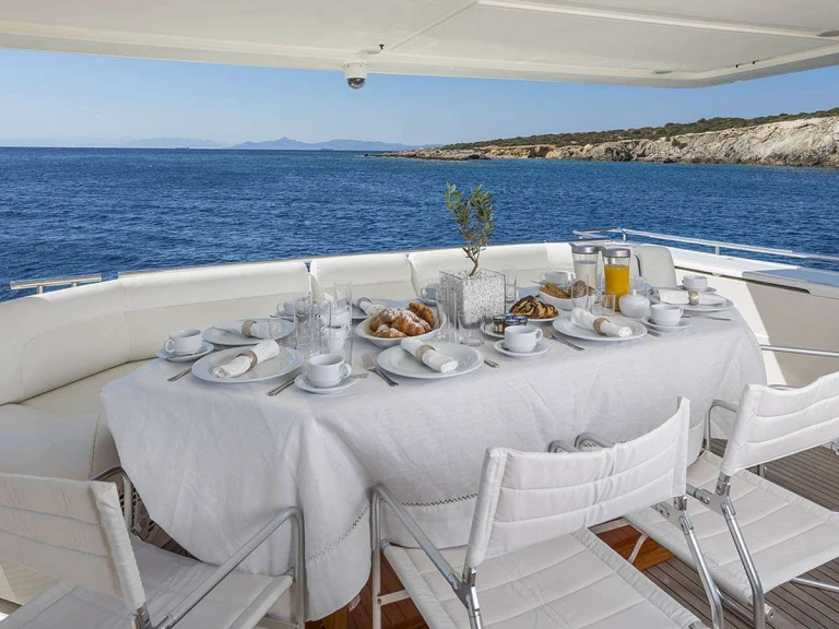 Verhuur Jacht in Athene - Ferretti LAZY DAYS
