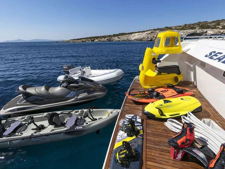 Bootverhuur Ferretti LAZY DAYS in Athene via SamBoat