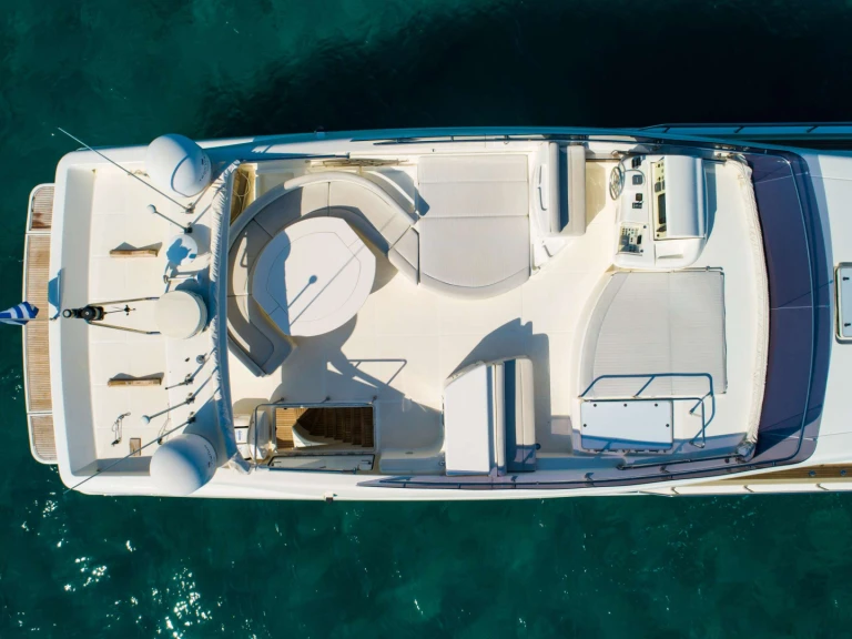 Verhuur Jacht in Athene - Ferretti NINETEEN