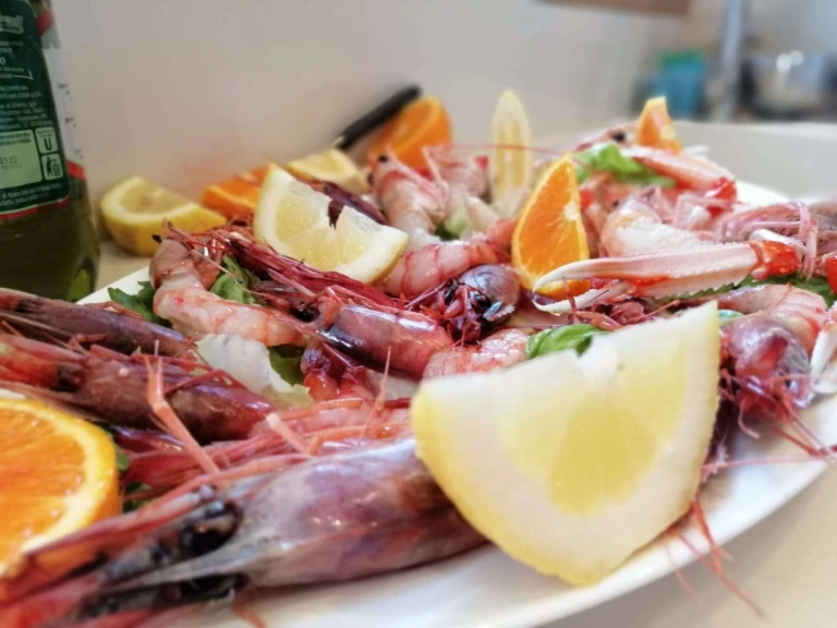 Bootverhuur Castellammare di Stabia goedkoop JOY