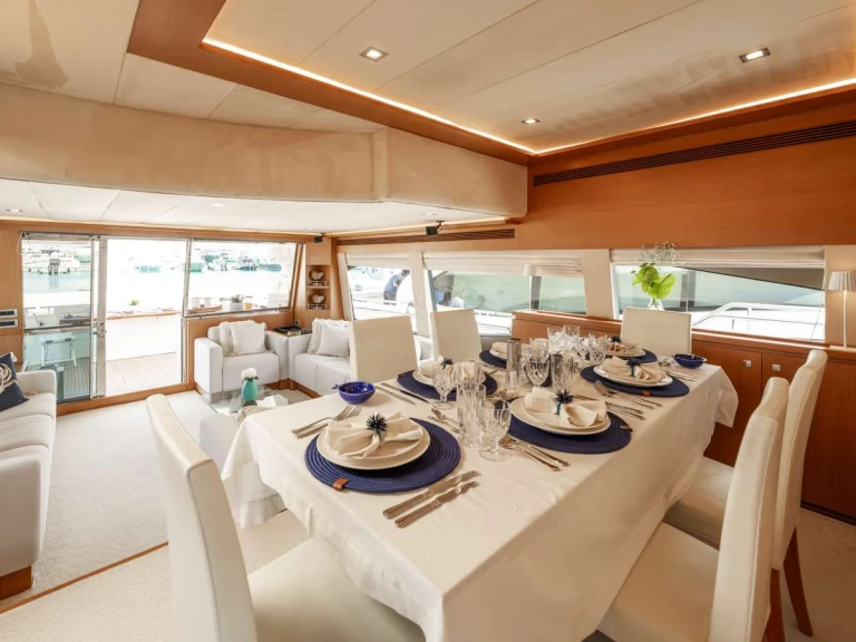 Bootverhuur Ferretti IRENE in Athene via SamBoat