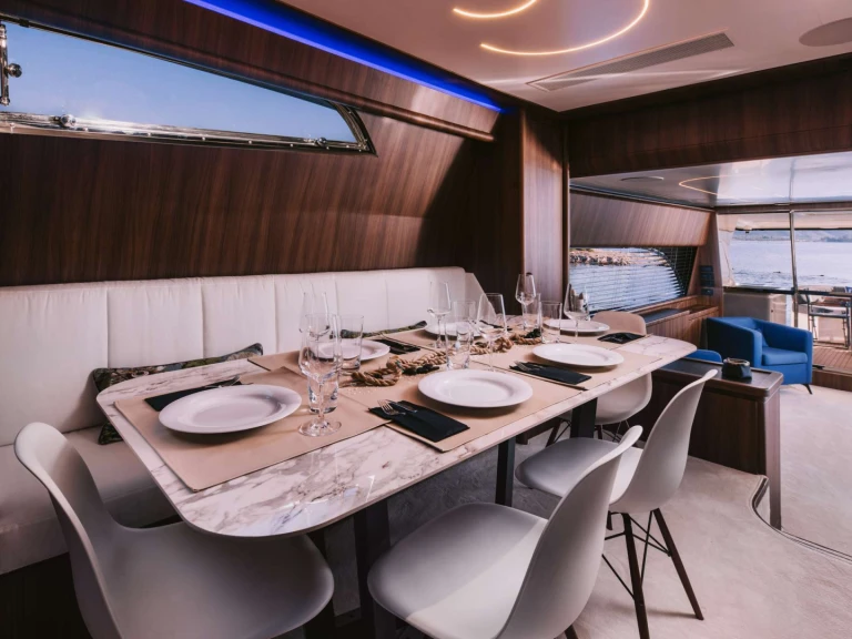 Verhuur Jacht in Athene - Ferretti OXYGEN 8