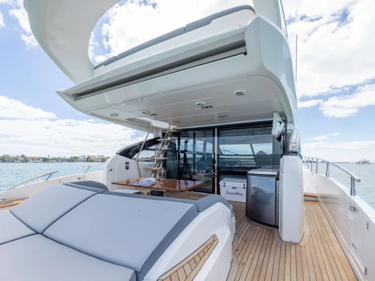 Jachthuur in Miami - Princess Viking Snowbird via SamBoat