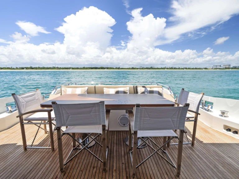 Bootverhuur Azimut Fantastic in Florida via SamBoat