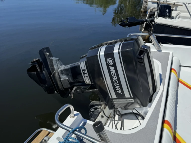 Verhuur Motorboot Sbpem met vaarbewijs