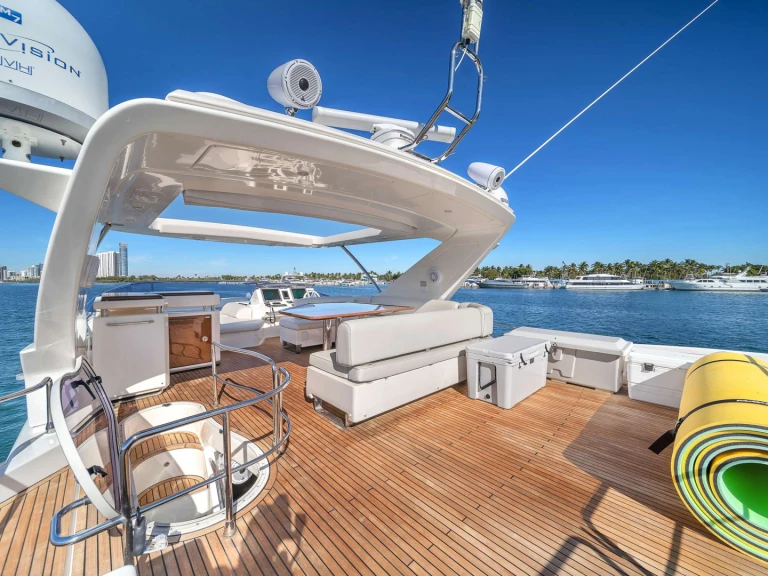 Huur Jacht met of zonder schipper Azimut in Sunny Isles Beach (City)