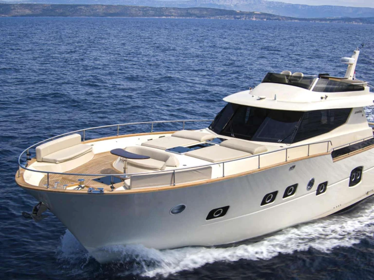 Huur Jacht met of zonder schipper  in Split
