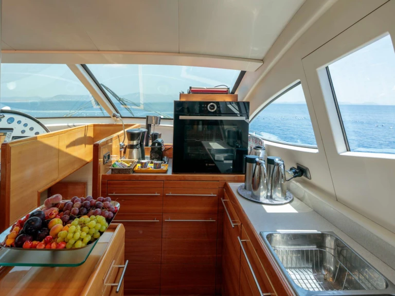 Bootverhuur Aicon GEORGE V in Athene via SamBoat