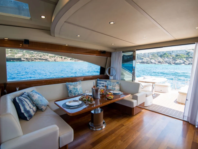 Huur Jacht met of zonder schipper Princess, UK in Athene