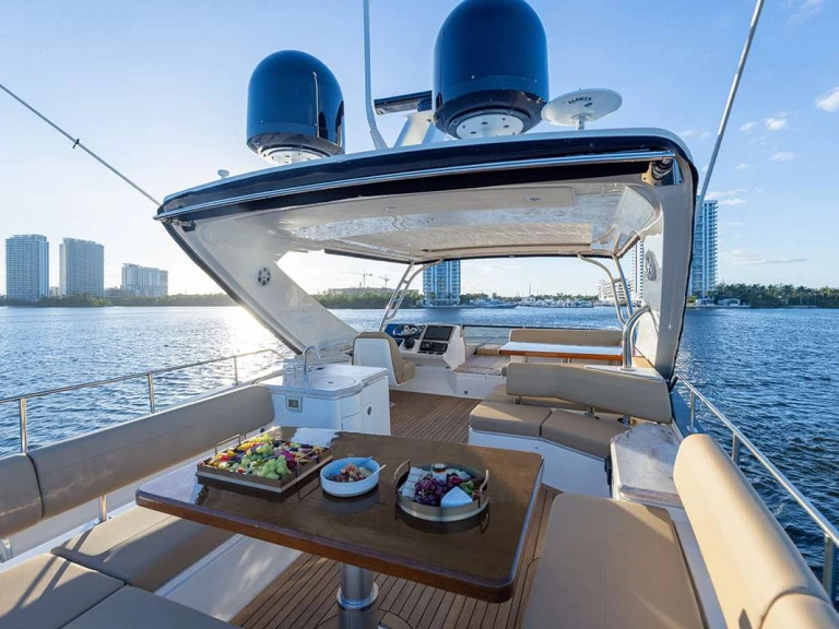 Huur Jacht met of zonder schipper Sea Ray in Nassau