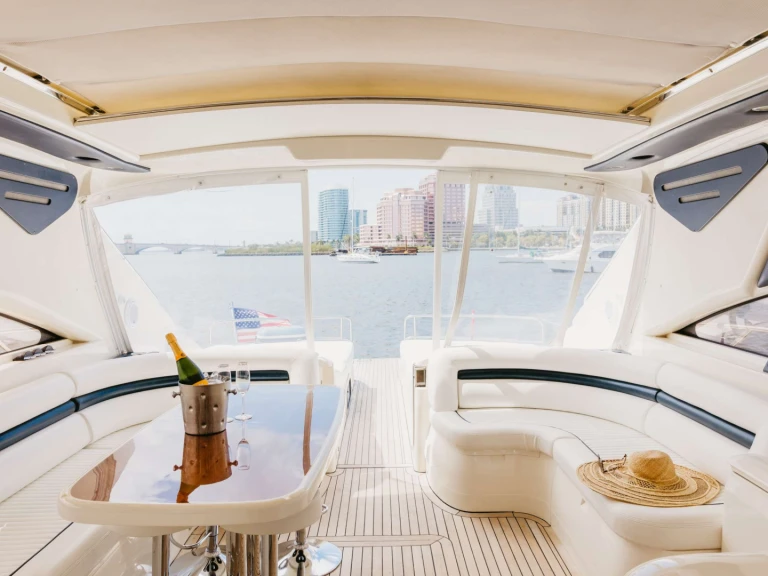 Princess Viking DEVONIA te huur van particulier of professional in Palm Beach