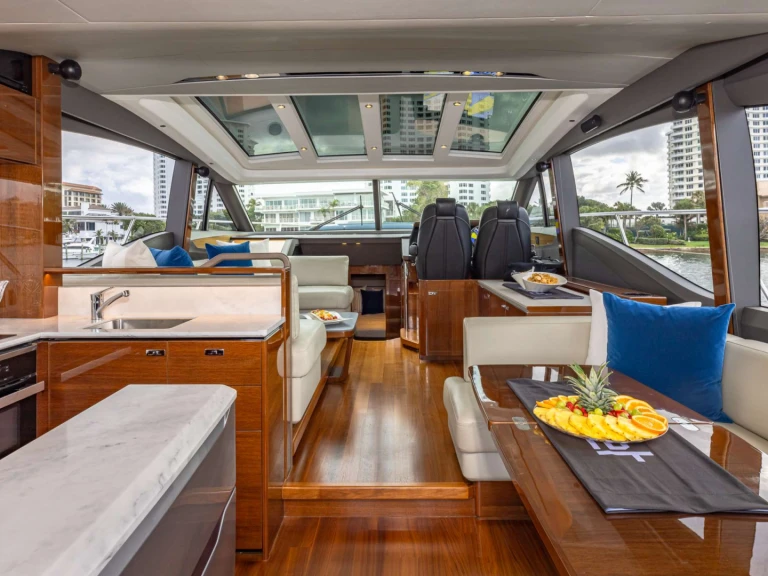 Huur Jacht met of zonder schipper Princess Viking in Boca Raton