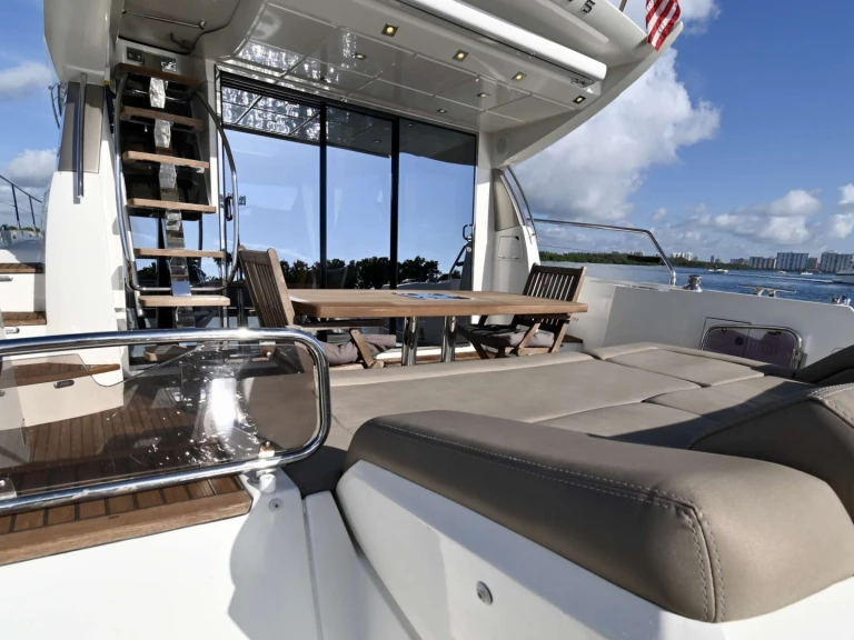 Jachthuur in Caribisch gebied - Prestige Yachts 60 Prestige via SamBoat