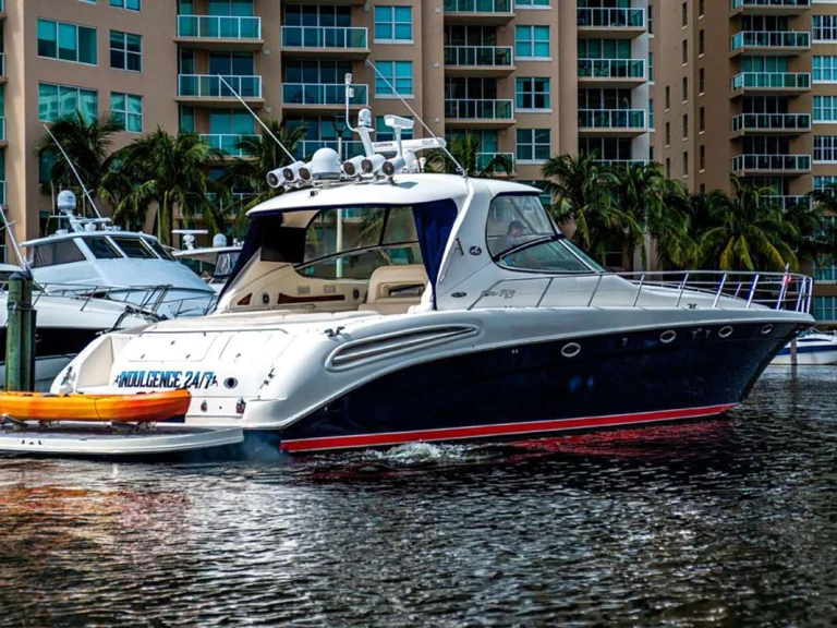 Huur een Sea Ray indulgence 24/7 in Miami