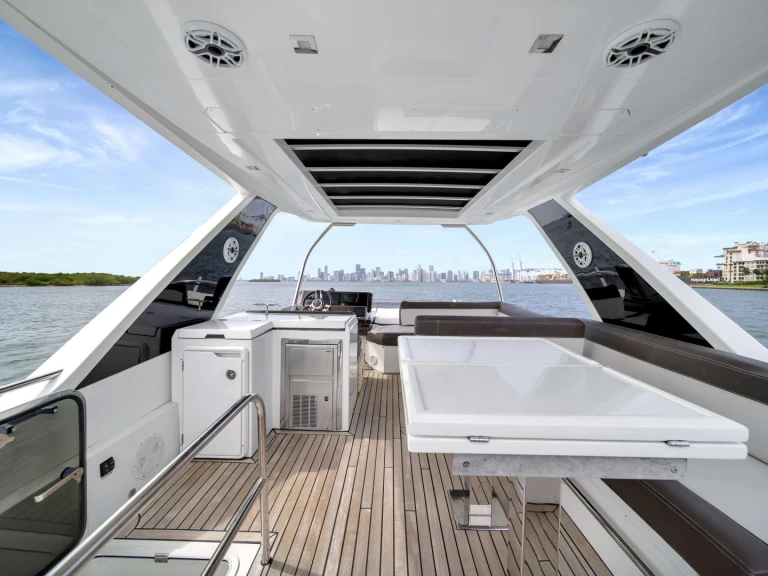 Verhuur Jacht in Miami - Galeon Infinity