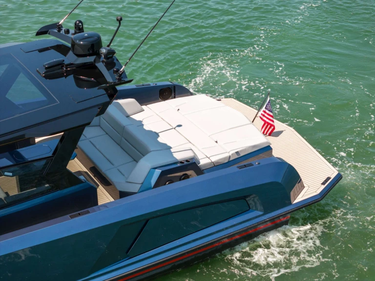 Bootverhuur Vanquish ETSEA in Sag Harbor via SamBoat