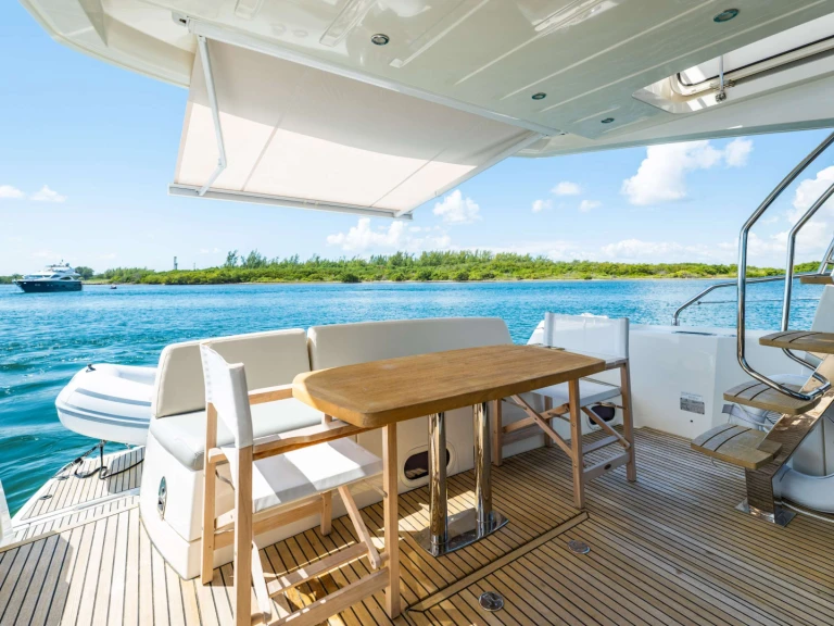 Bootverhuur Miami goedkoop Molto Piaciuto