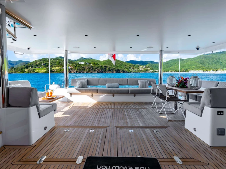 Huur een JFA Chantier Naval NDS EVOLUTION in Kroatië
