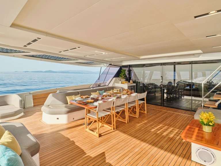 Verhuur Jacht in Néa Péramos - Fountaine Pajot ALOIA  80