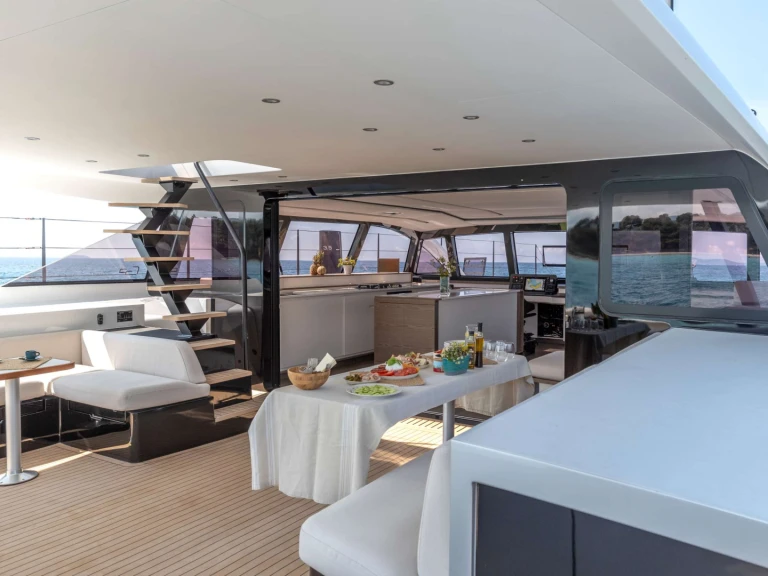Verhuur Catamaran Gunboat met vaarbewijs