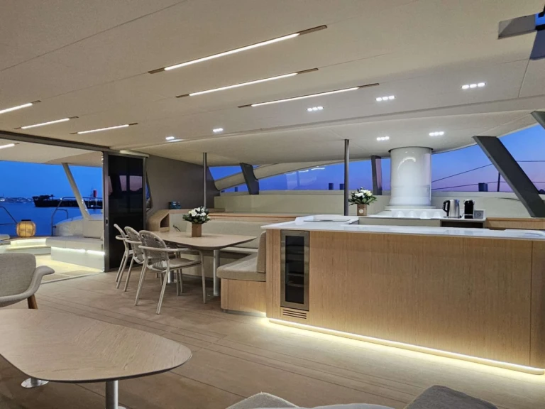 Verhuur Catamaran Custom met vaarbewijs