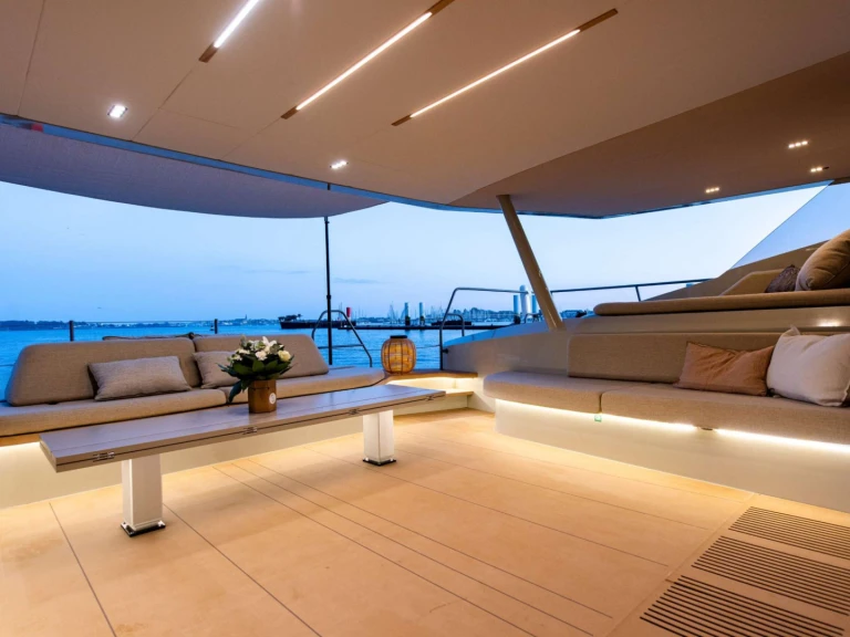 Custom GANANY te huur van particulier of professional in Ajaccio
