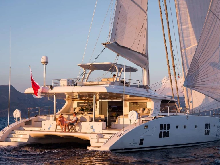 Huur een Sunreef OMBRE BLU3 in Sardinia Island