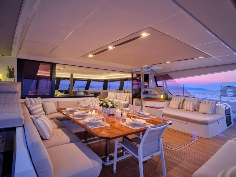 Verhuur Jacht Fountaine Pajot met vaarbewijs