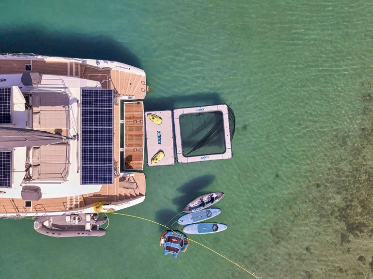 Verhuur Jacht Fountaine Pajot met vaarbewijs