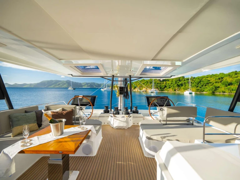 Verhuur Jacht Fountaine Pajot met vaarbewijs