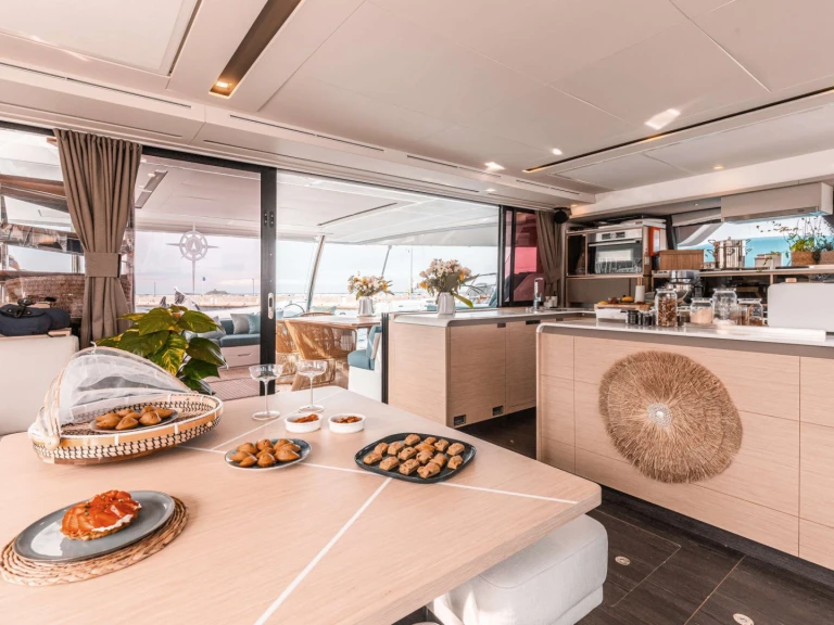 Catamaran te huur in Corse voor de beste prijs