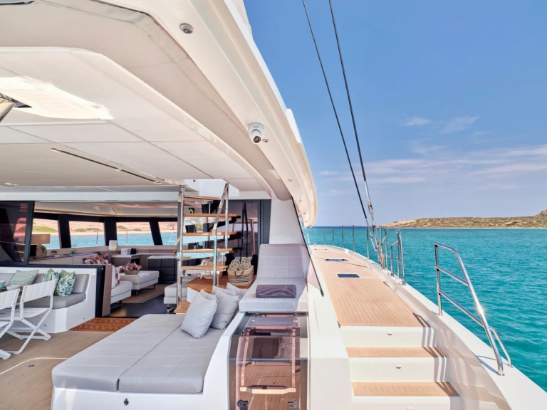 Bootverhuur Fountaine Pajot PIXIE in Néa Péramos via SamBoat