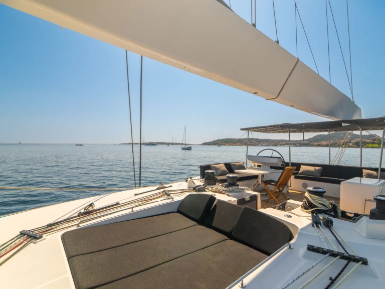 Bootverhuur Lagoon The Sun in Olbia via SamBoat
