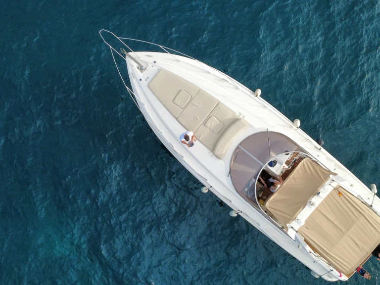 Huur een Sunseeker Moustique 42 in Torrevieja