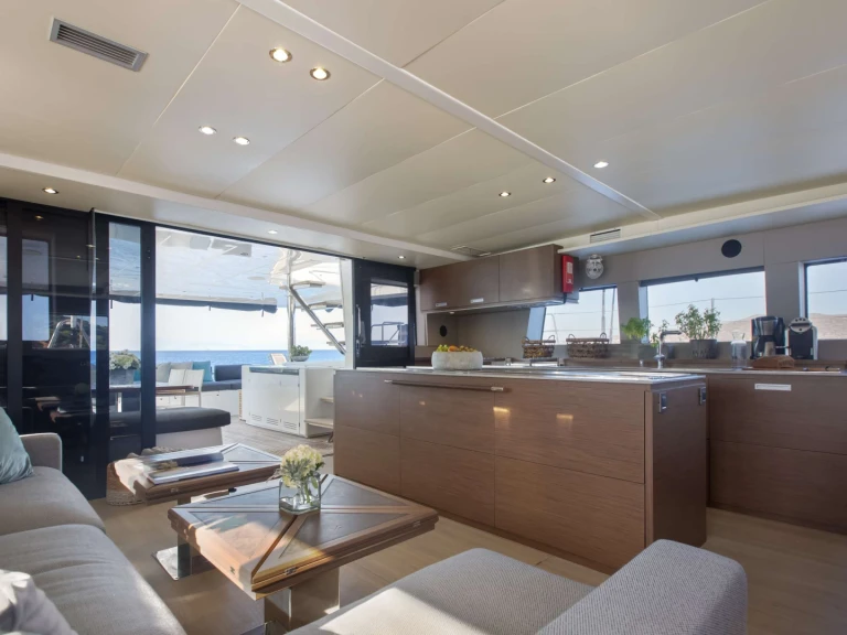 Bootverhuur Lagoon PHANTOM in Athene via SamBoat