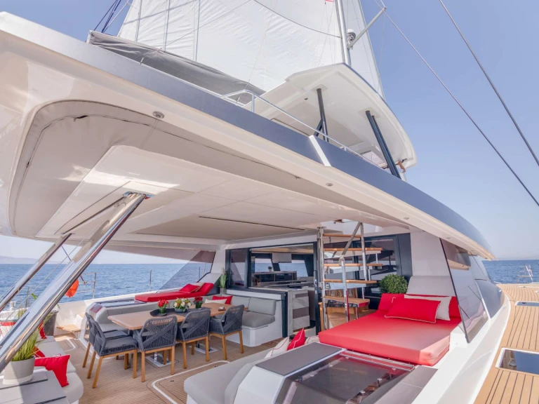 Fountaine Pajot ASTORIA te huur van particulier of professional in Piraeus