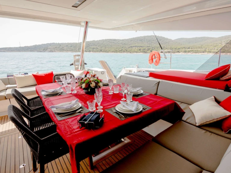 Jachthuur in Piraeus - Fountaine Pajot ASTORIA via SamBoat