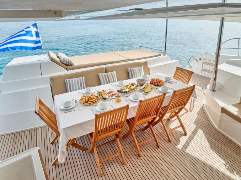 Jachthuur in Néa Péramos - Fountaine Pajot HIGH FIVE via SamBoat